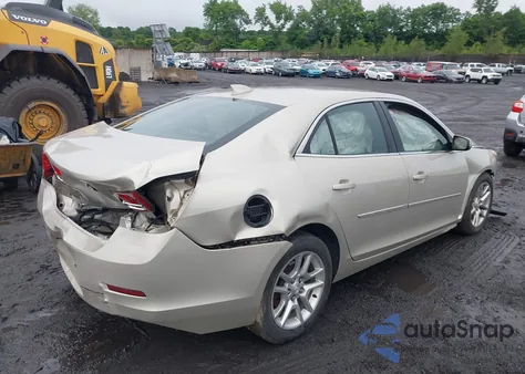 2015 Chevrolet Malibu 1Lt из США, поврежденный, VIN 1G11C5SL8FF106033